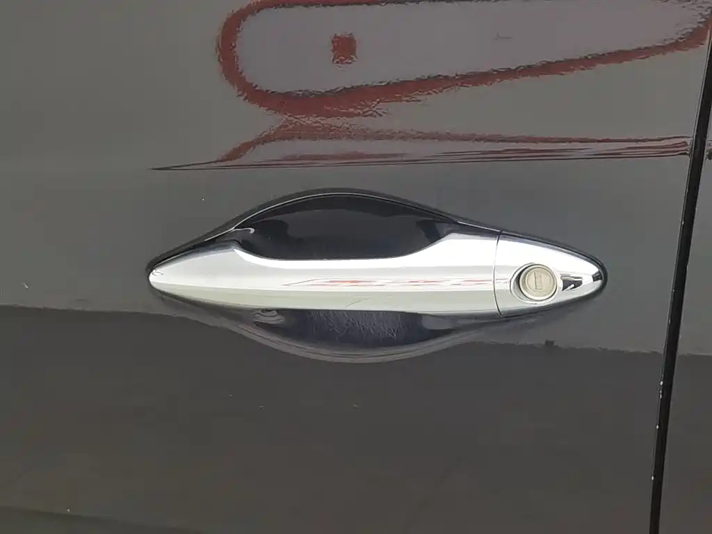 HYUNDAI CELESTA 2011