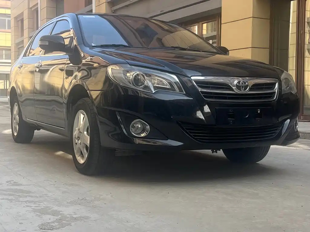 TOYOTA COROLLA 2013