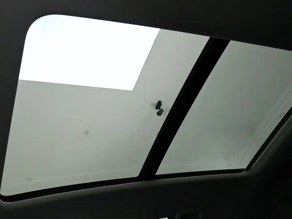 VOLKSWAGEN VILORAN 2024