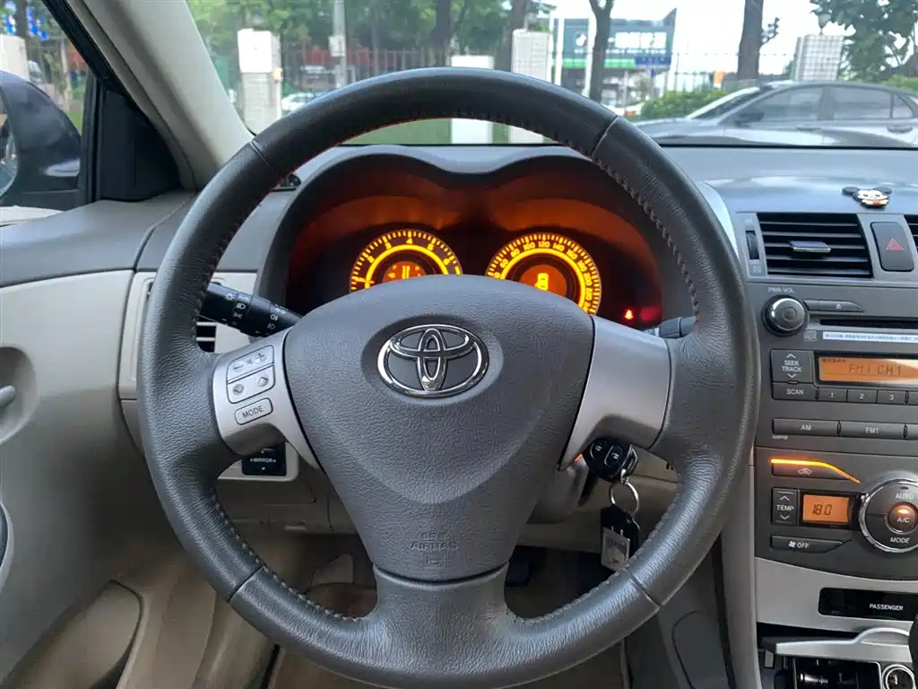 TOYOTA COROLLA 2008