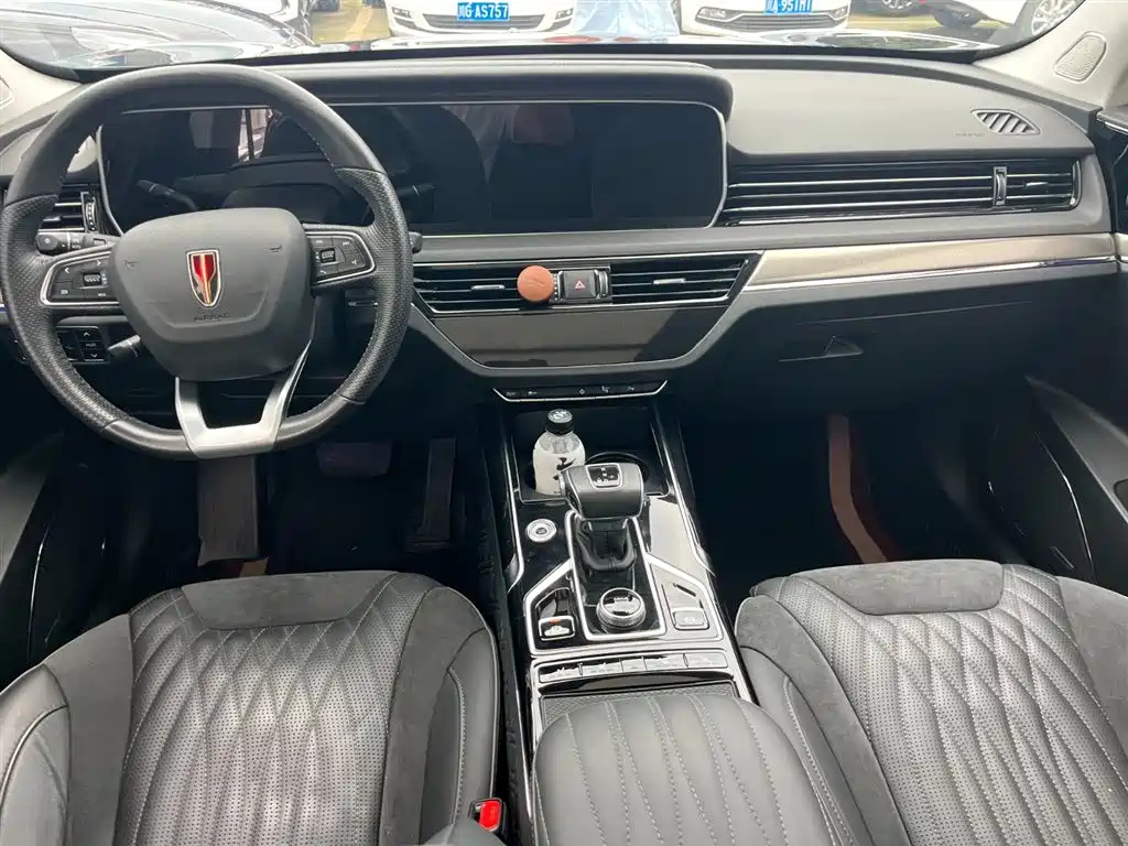 HONGQI HS5 2019