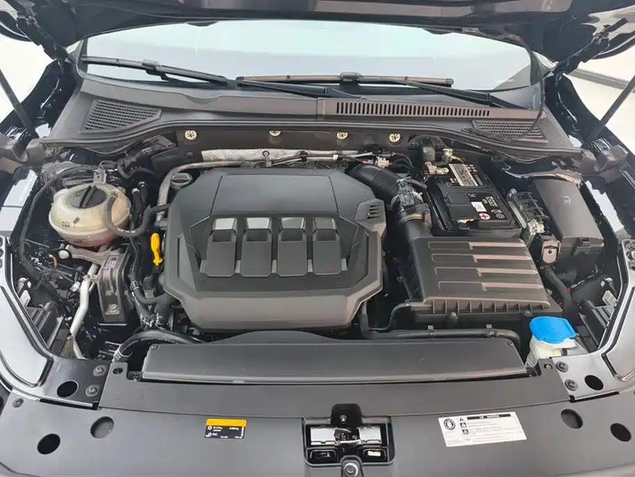 VOLKSWAGEN PASSAT 2022