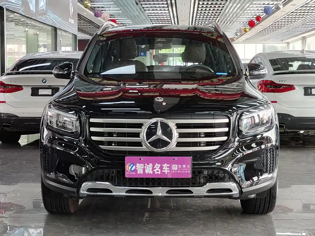 MERCEDES BENZ GLB 2024