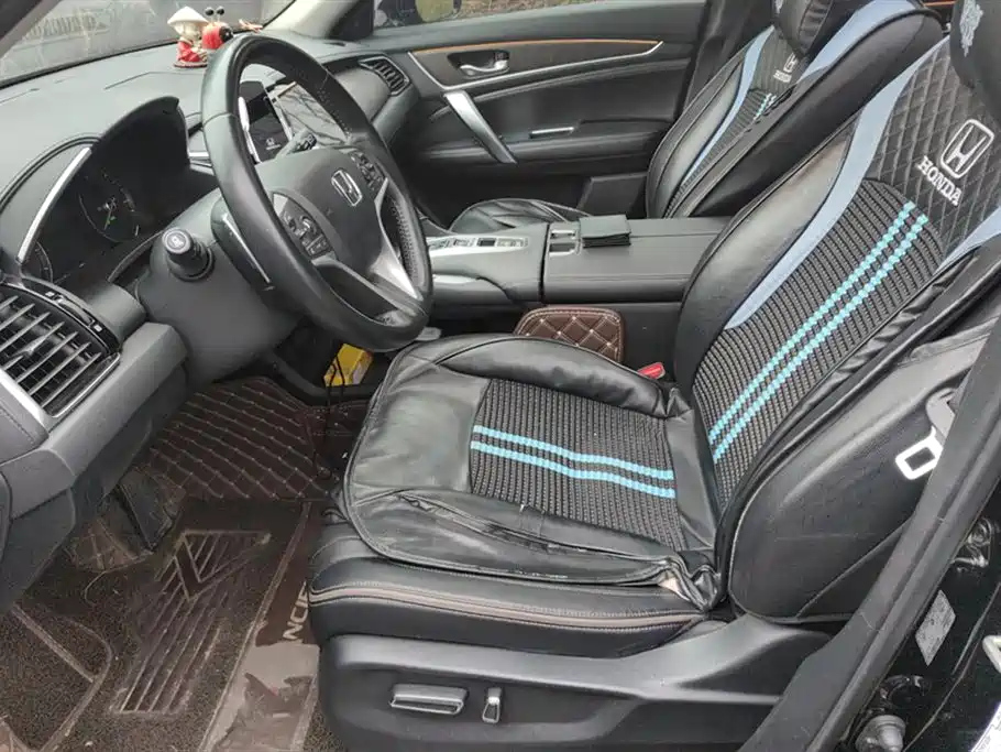 HONDA AVANCIER 2020