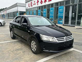 VOLKSWAGEN SANTANA 2015