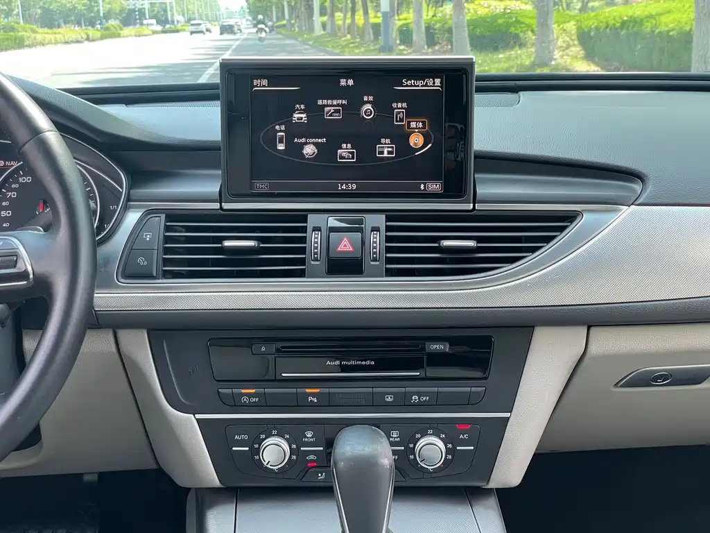 AUDI A6L 2016