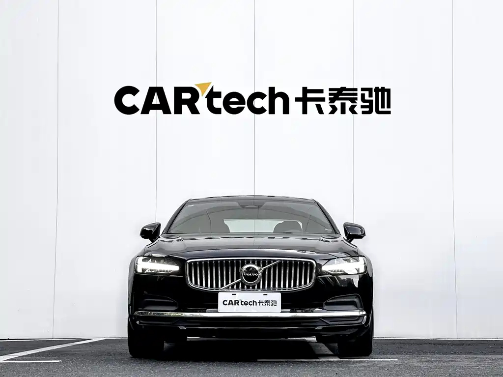 VOLVO S90 2024