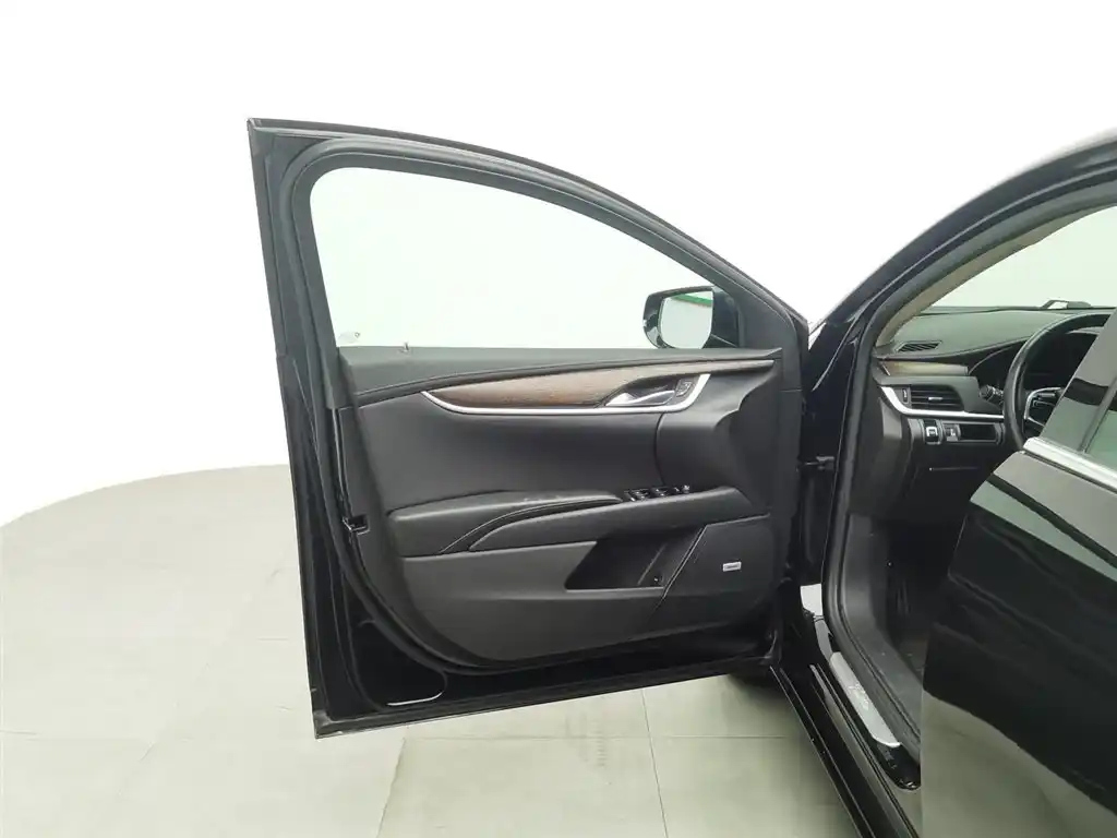 CADILLAC XTS 2018