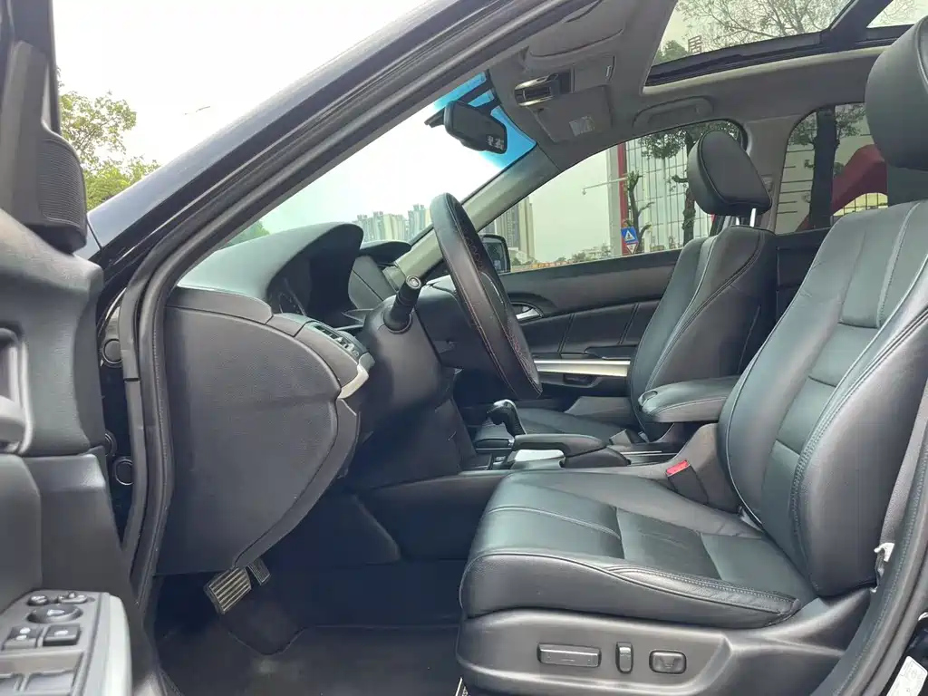 HONDA CROSSTOUR 2014
