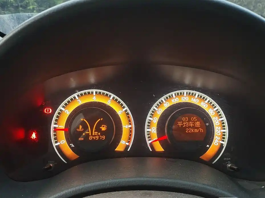 BYD L3 2012