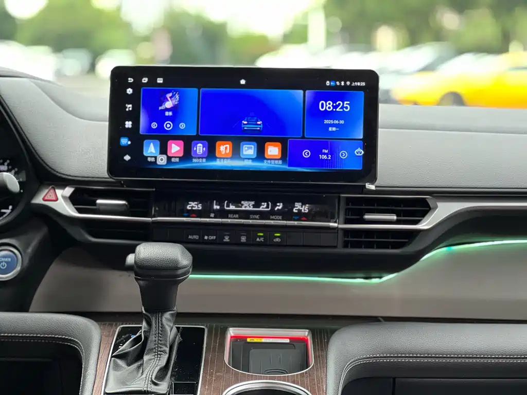 TOYOTA SIENNA SIENNA 2024