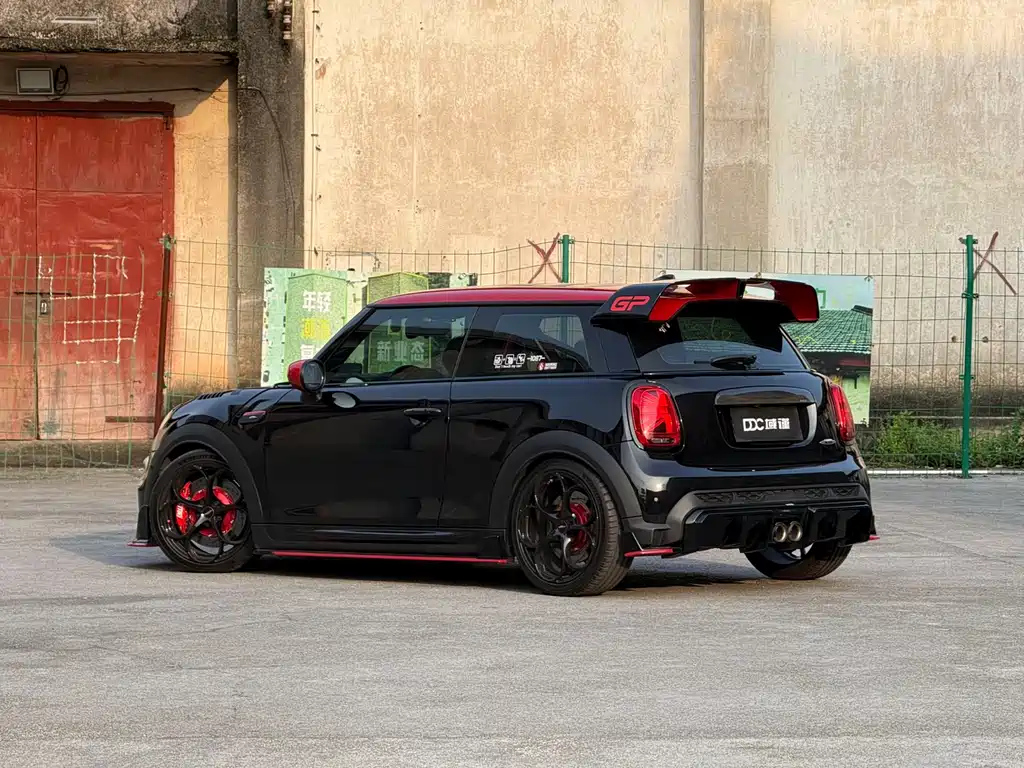 MINI JCW 2022