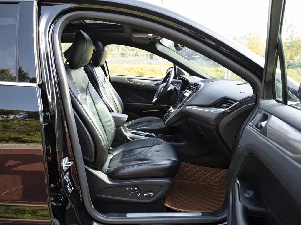 LINCOLN MKC 2018