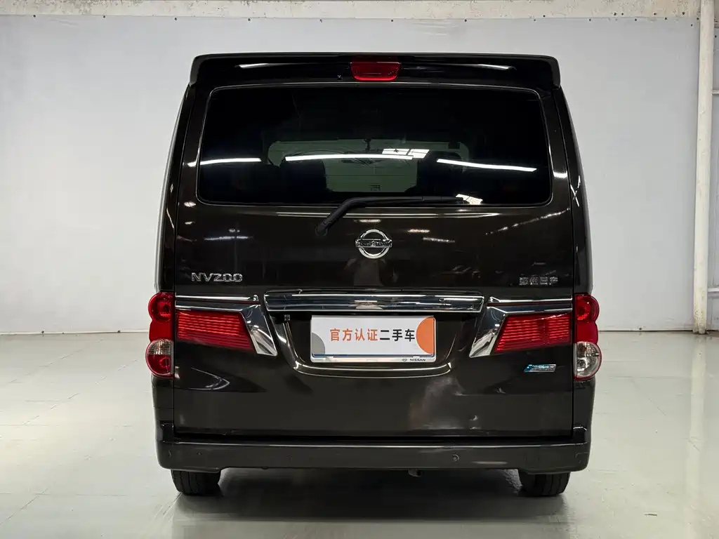 NISSAN NV200 2014
