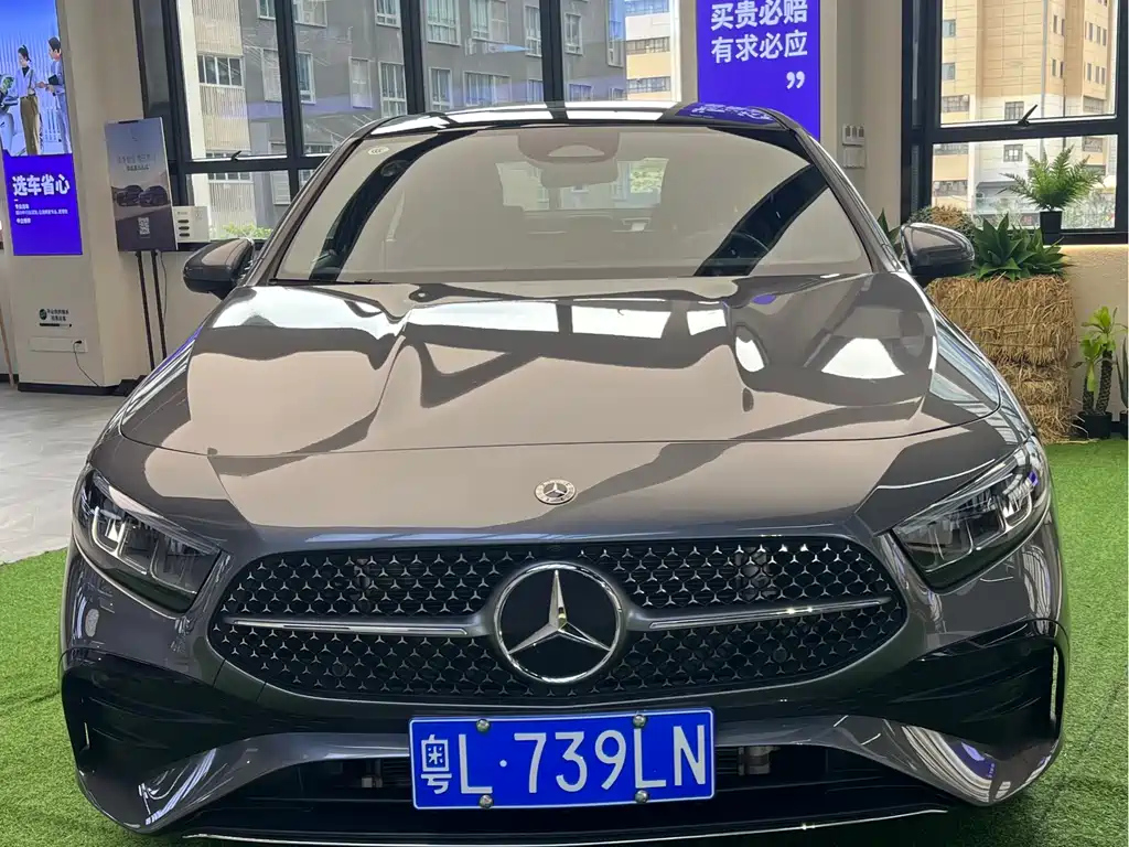 MERCEDES BENZ A-CLASS 2022
