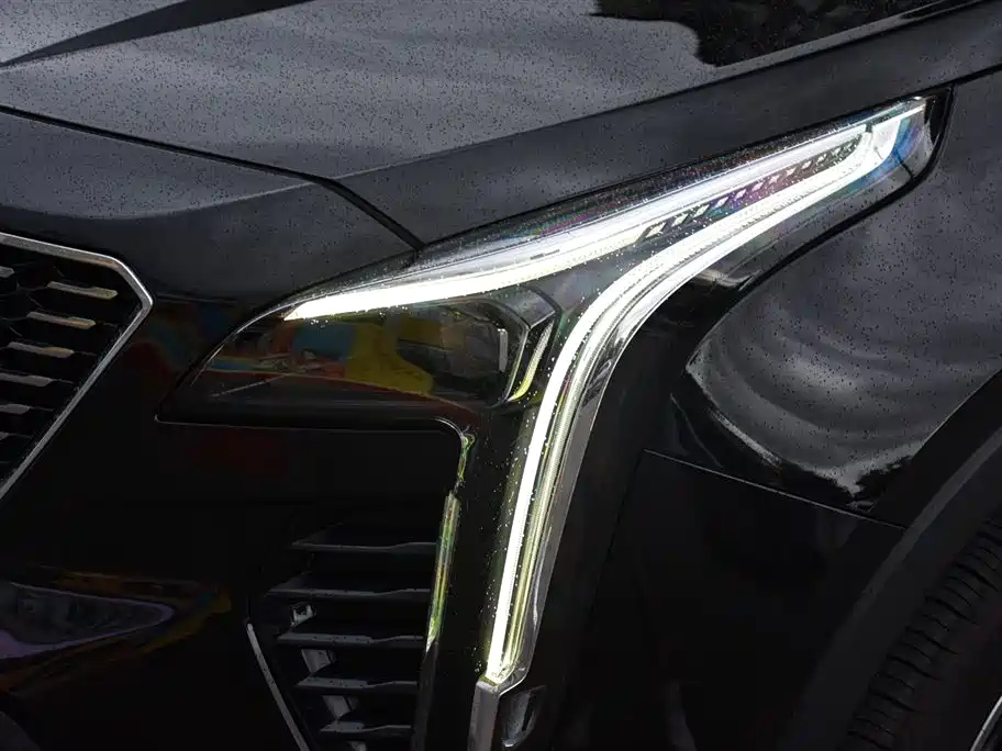 CADILLAC XT4 2021