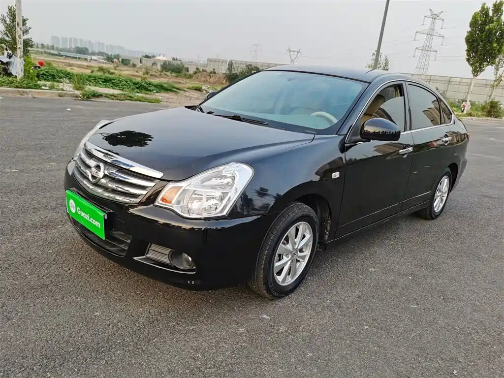 NISSAN SYLPHY 2012