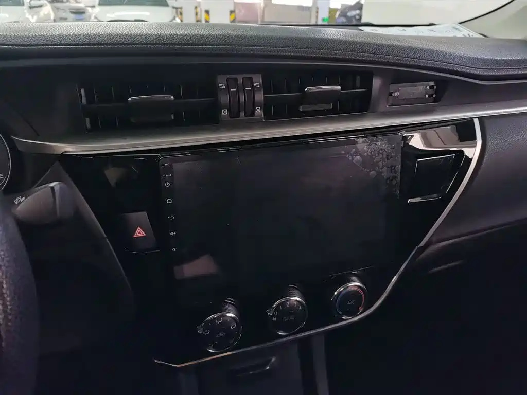 TOYOTA COROLLA 2014