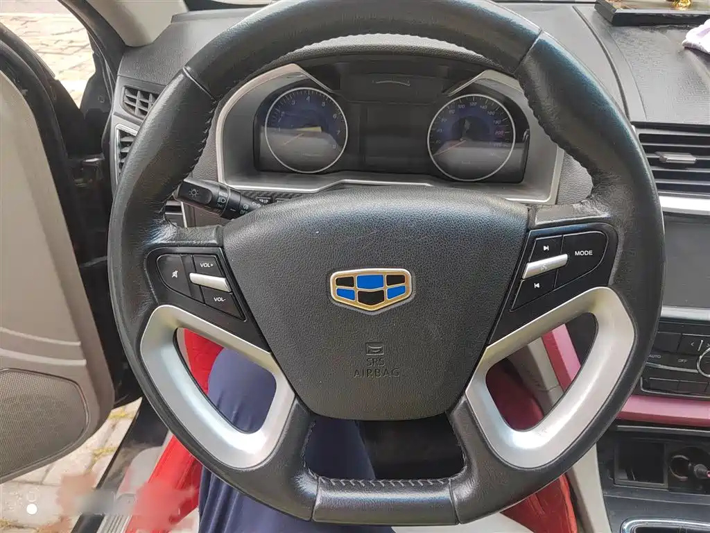 GEELY AUTO EMGRAND 2014