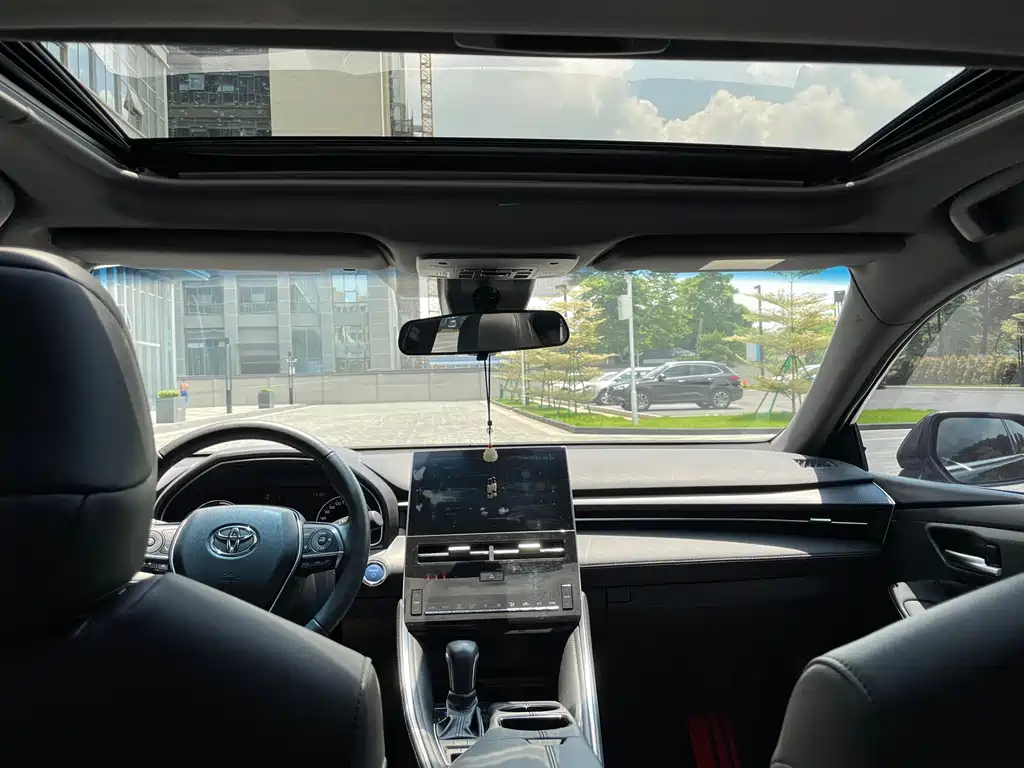 TOYOTA AVALON 2023