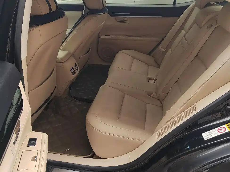 LEXUS ES 2013