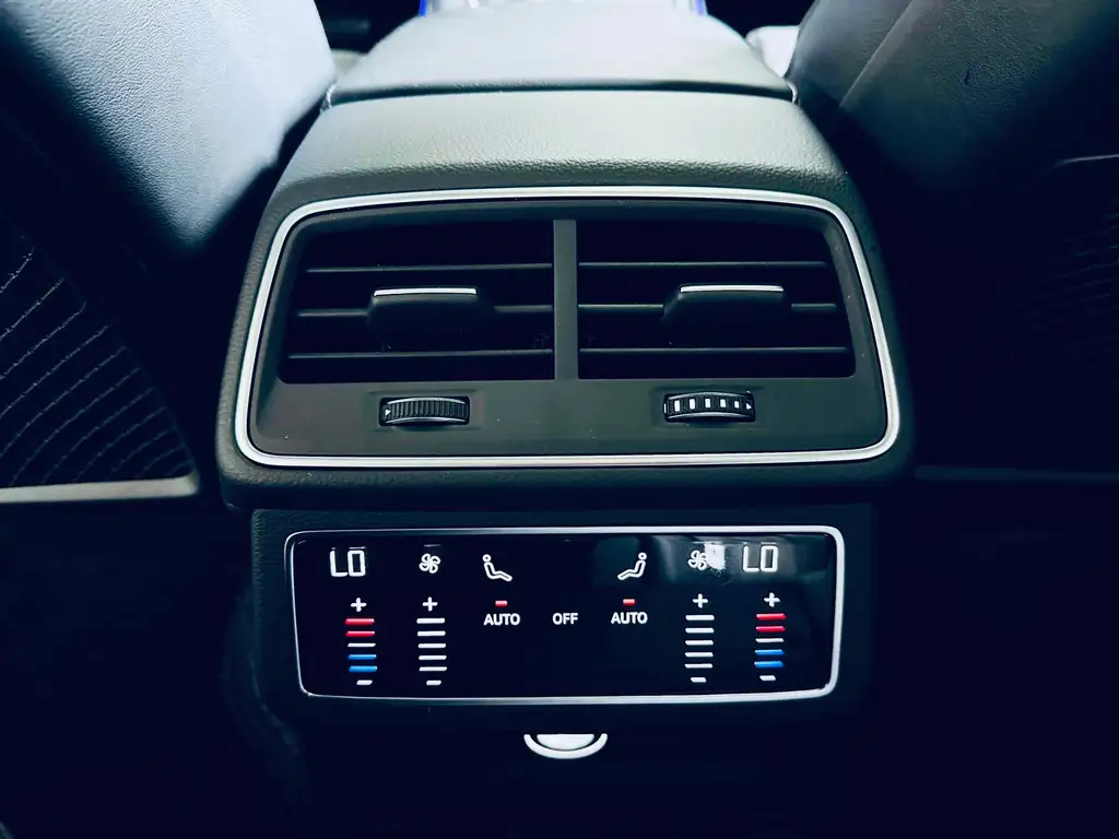 AUDI A6L 2023