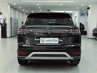 VOLKSWAGEN TAYRON 2023