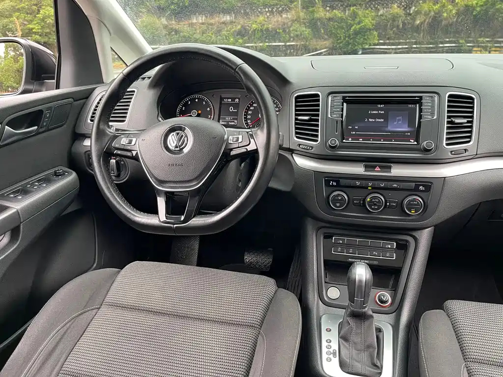 VOLKSWAGEN SHARAN 2016