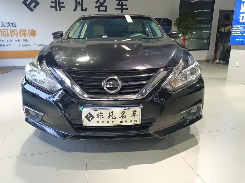 NISSAN TEANA 2017
