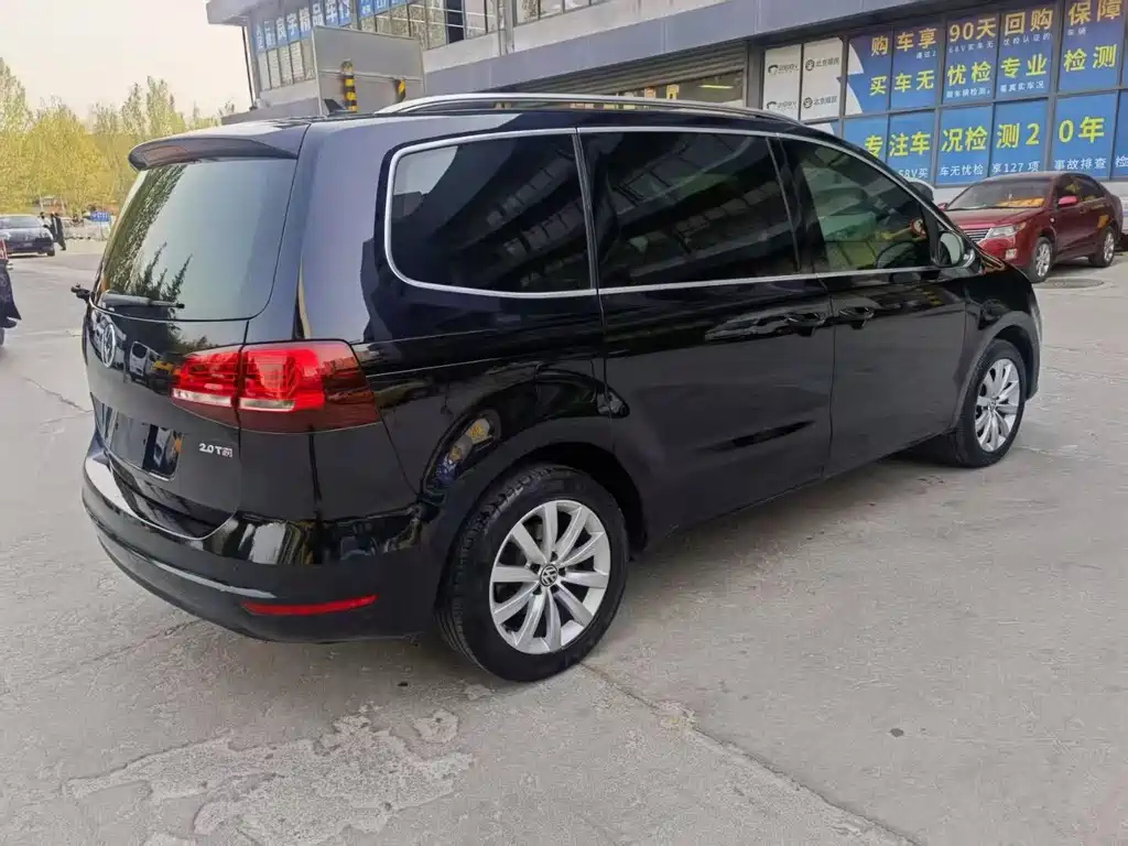 VOLKSWAGEN SHARAN 2014
