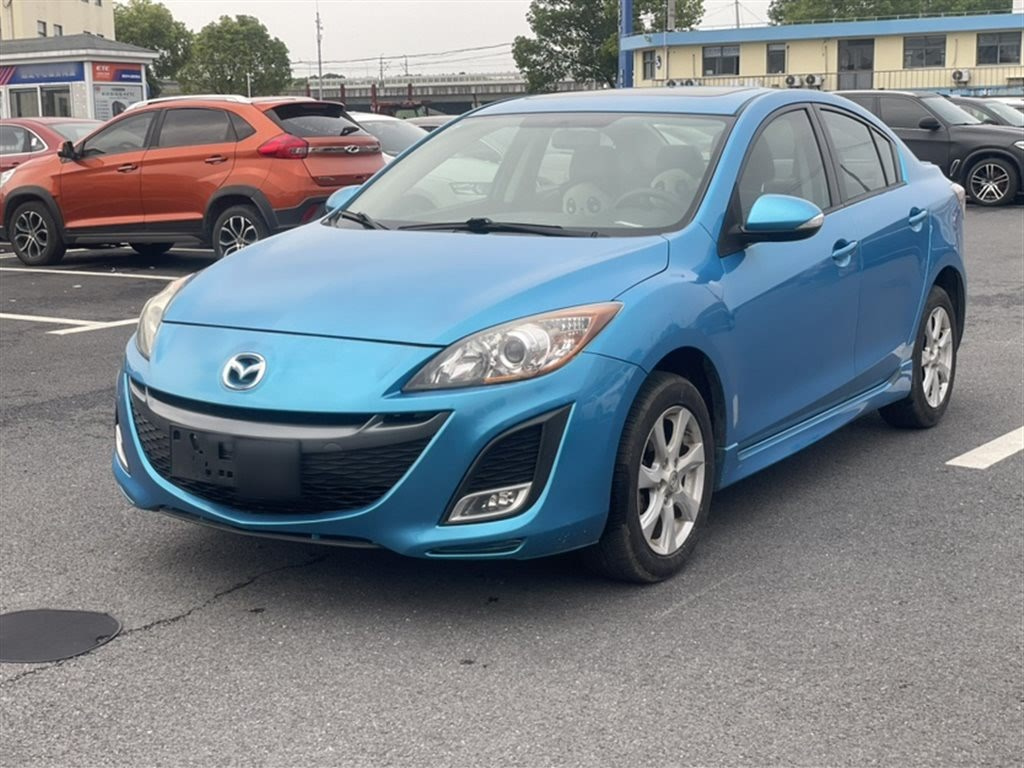 MAZDA 3 XINGCHENG 2011
