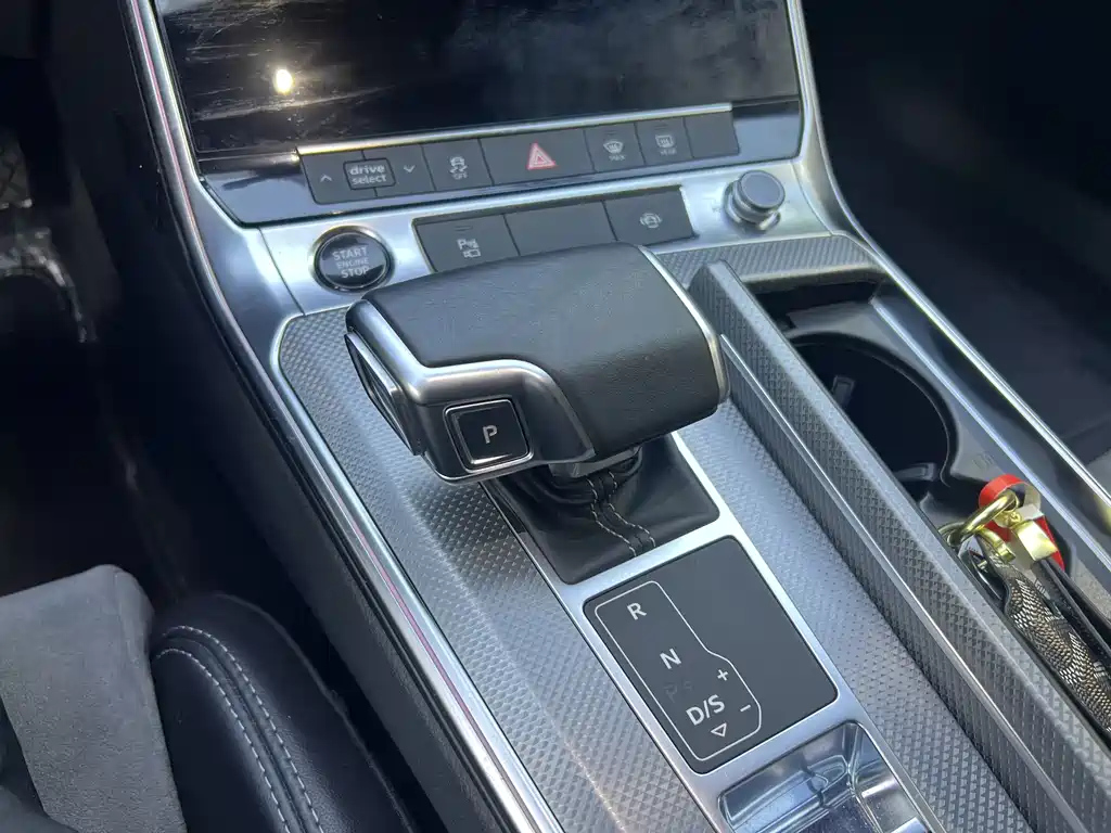AUDI A6L 2021