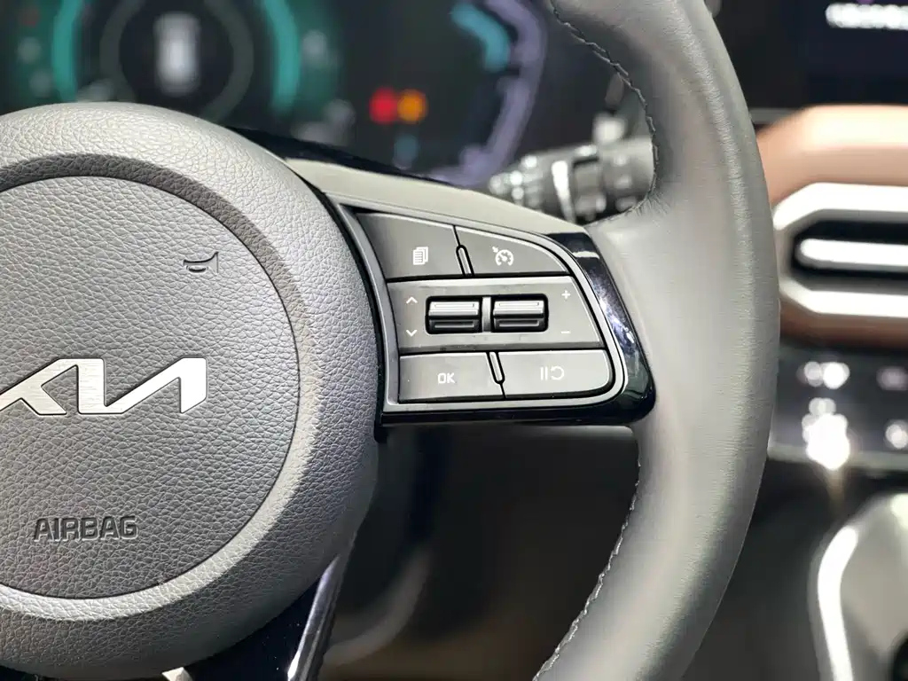 KIA SPORTAGE 2021