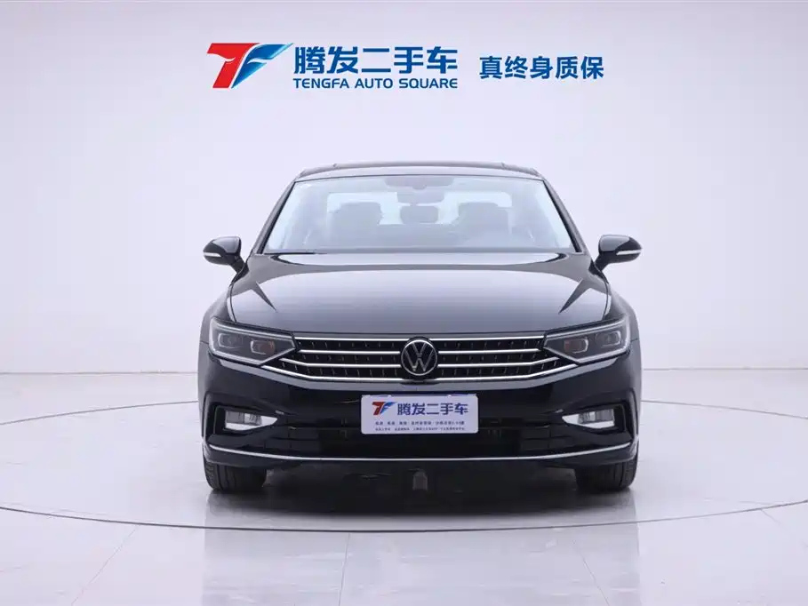 VOLKSWAGEN MAGOTAN 2023