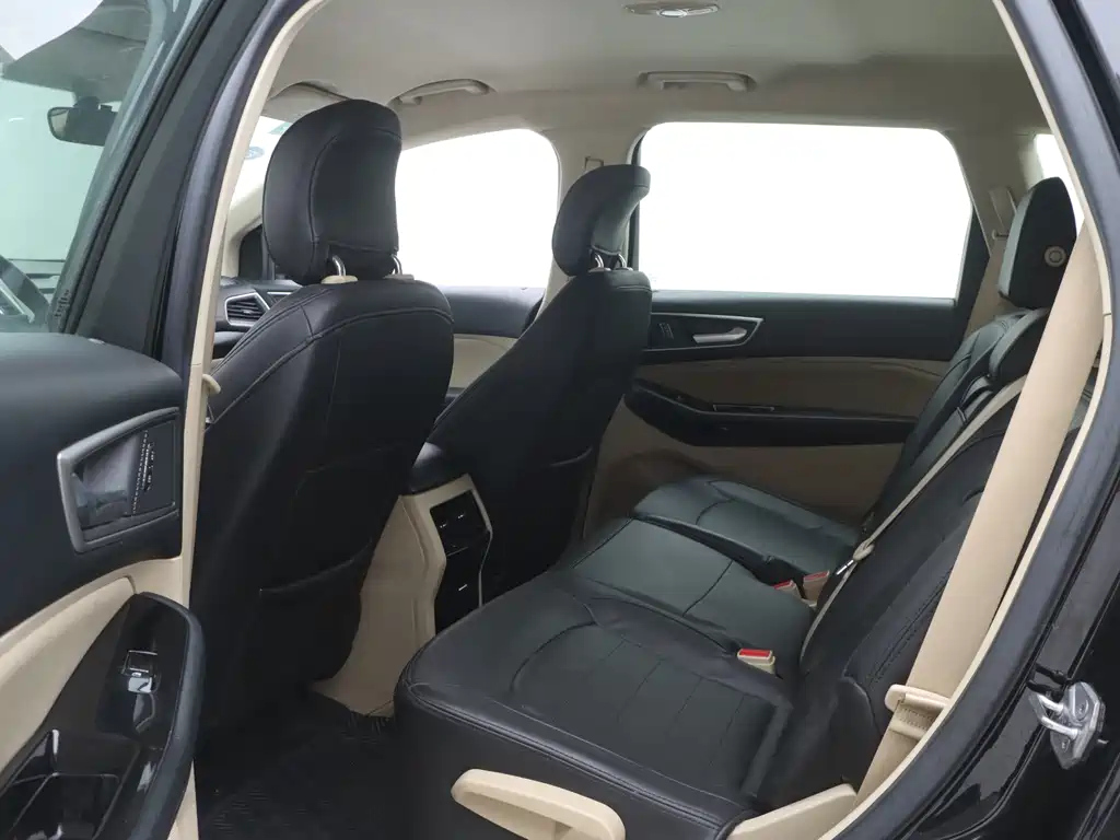 FORD EDGE 2018