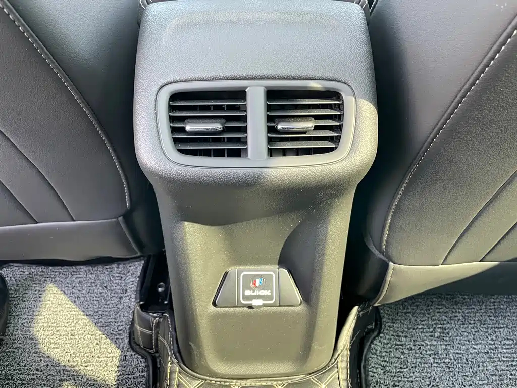 BUICK ENVISION 2023