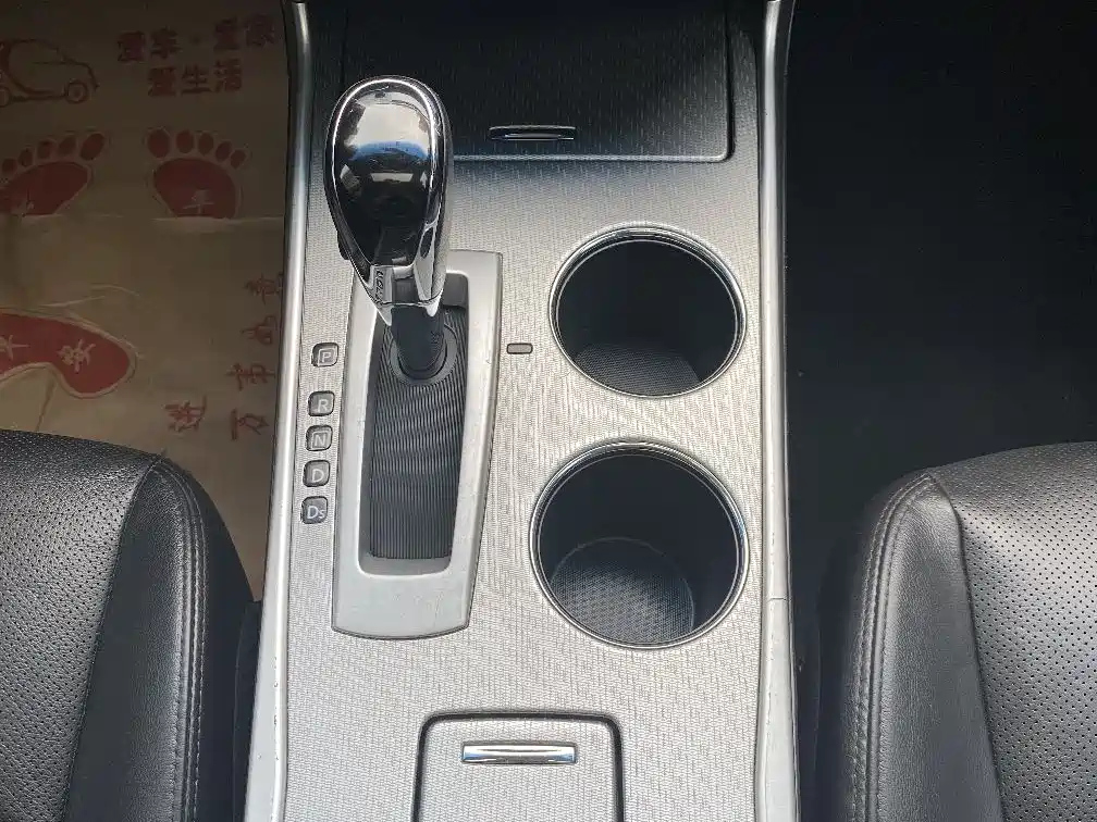 NISSAN TEANA 2018