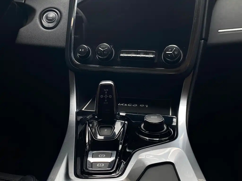 LYNK&CO 01 NEW ENERGY 2018