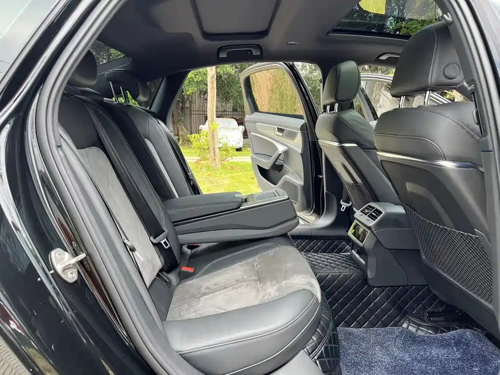 AUDI A6L 2019