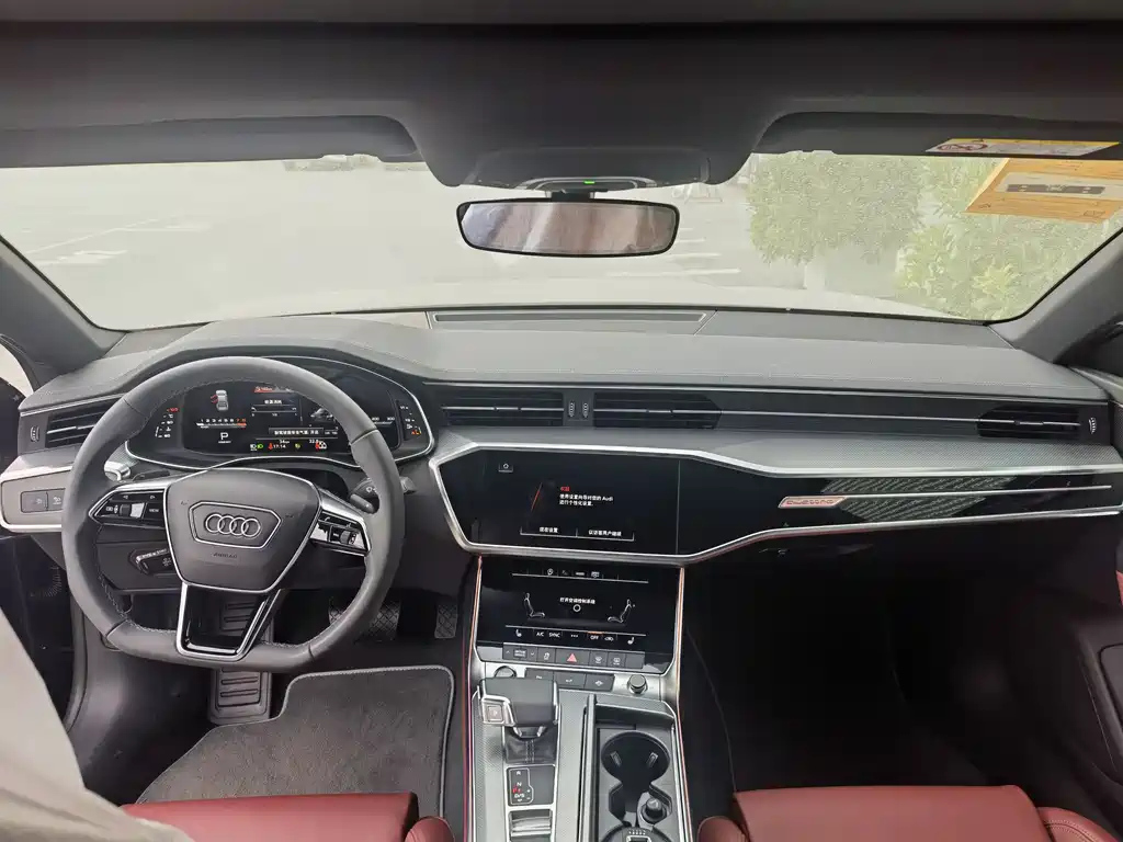 AUDI A7L 2024