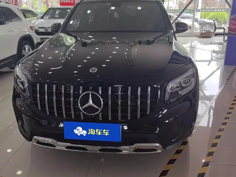 MERCEDES BENZ GLB 2021