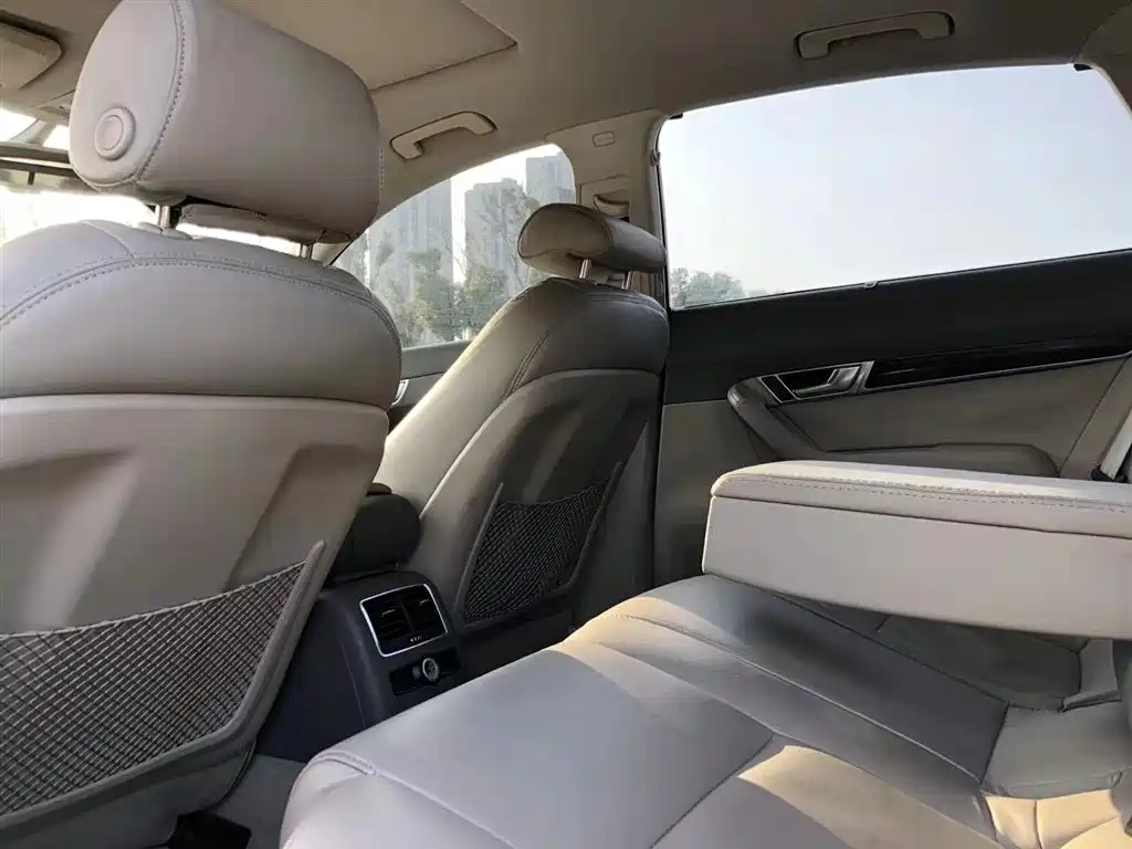 AUDI A6L 2011