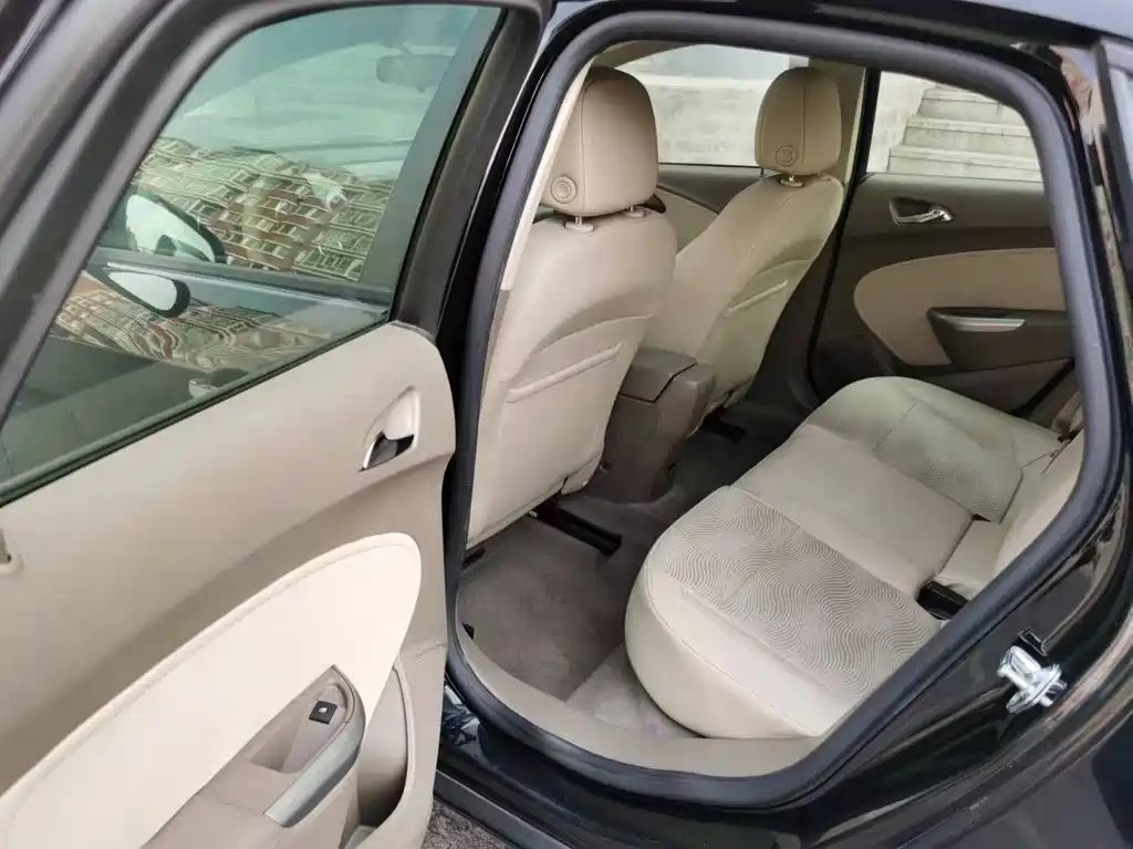 BUICK EXCELLE 2012