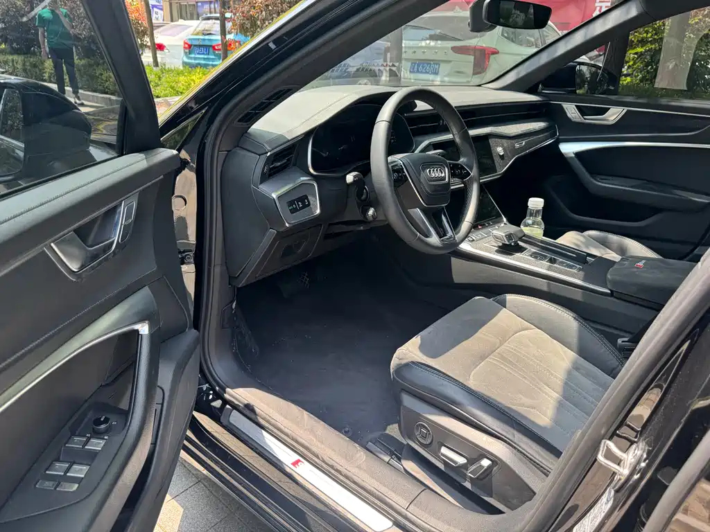AUDI A6L 2023