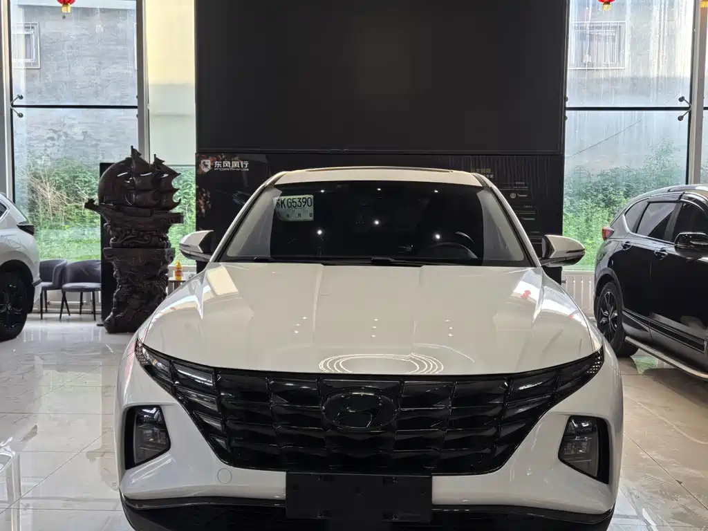 HYUNDAI TUCSON 2021