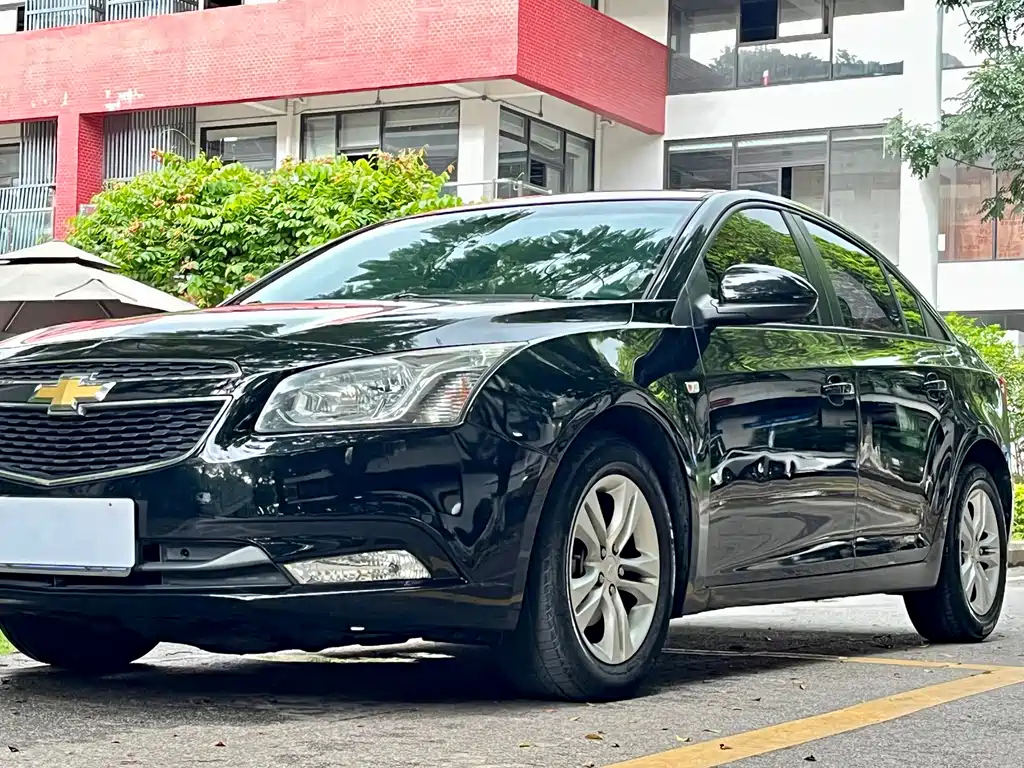 CHEVROLET CRUZE 2015