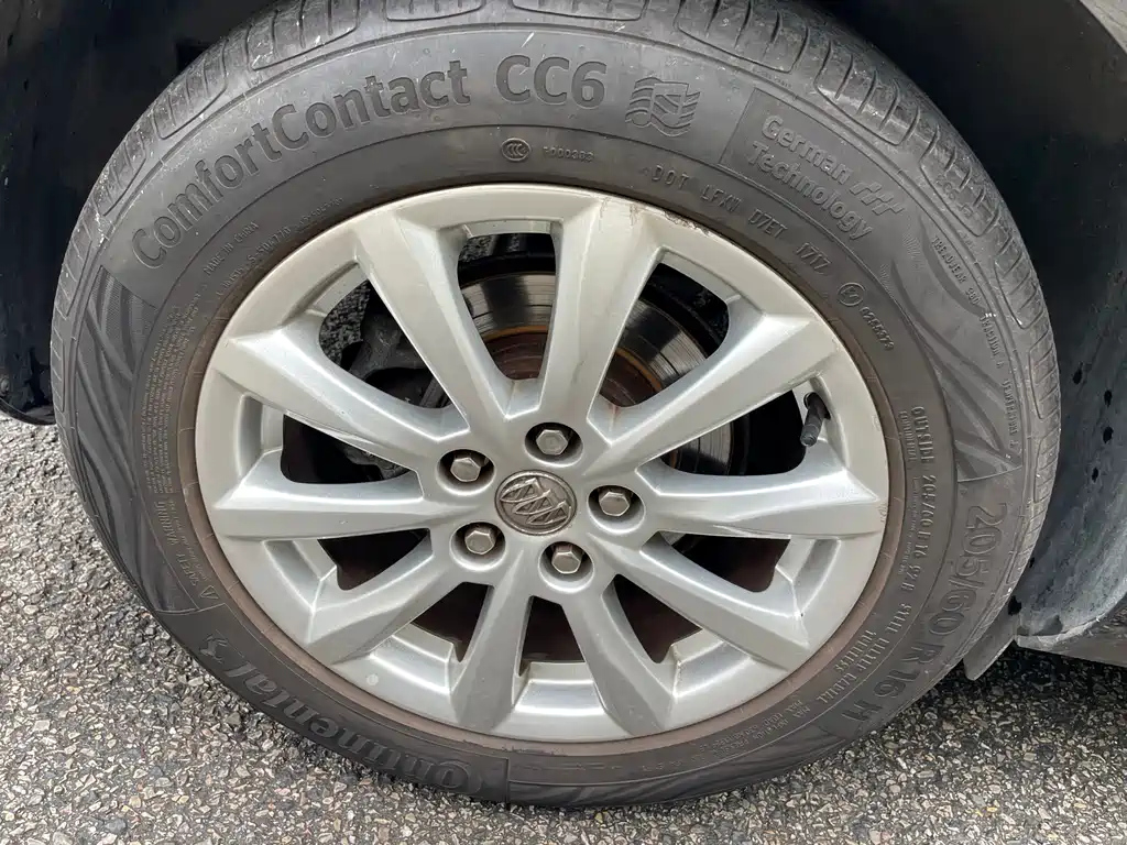 BUICK EXCELLE 2010