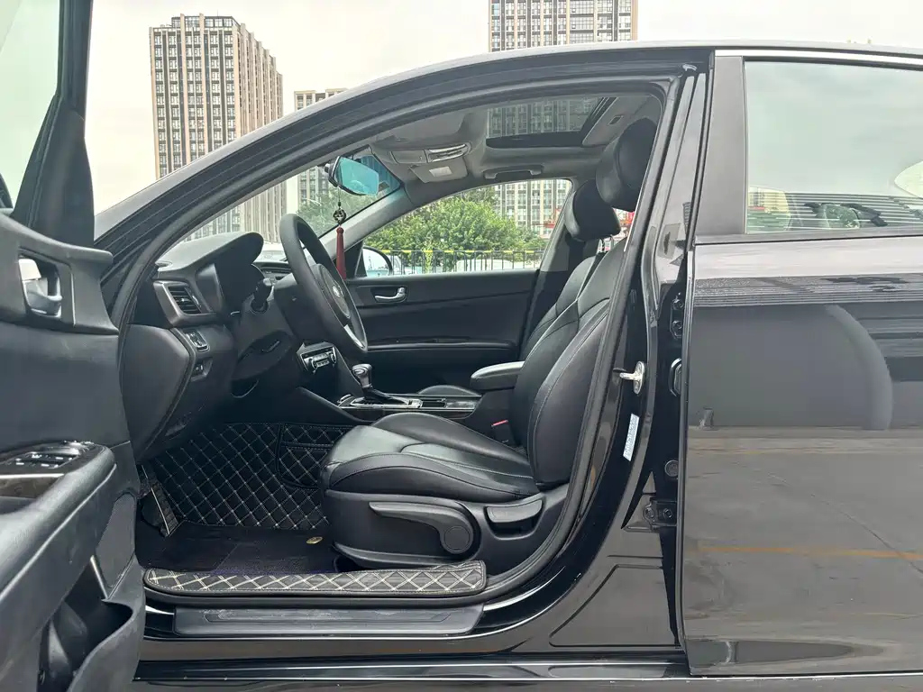 KIA K5 2017