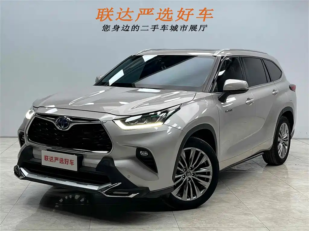 TOYOTA HIGHLANDER 2022