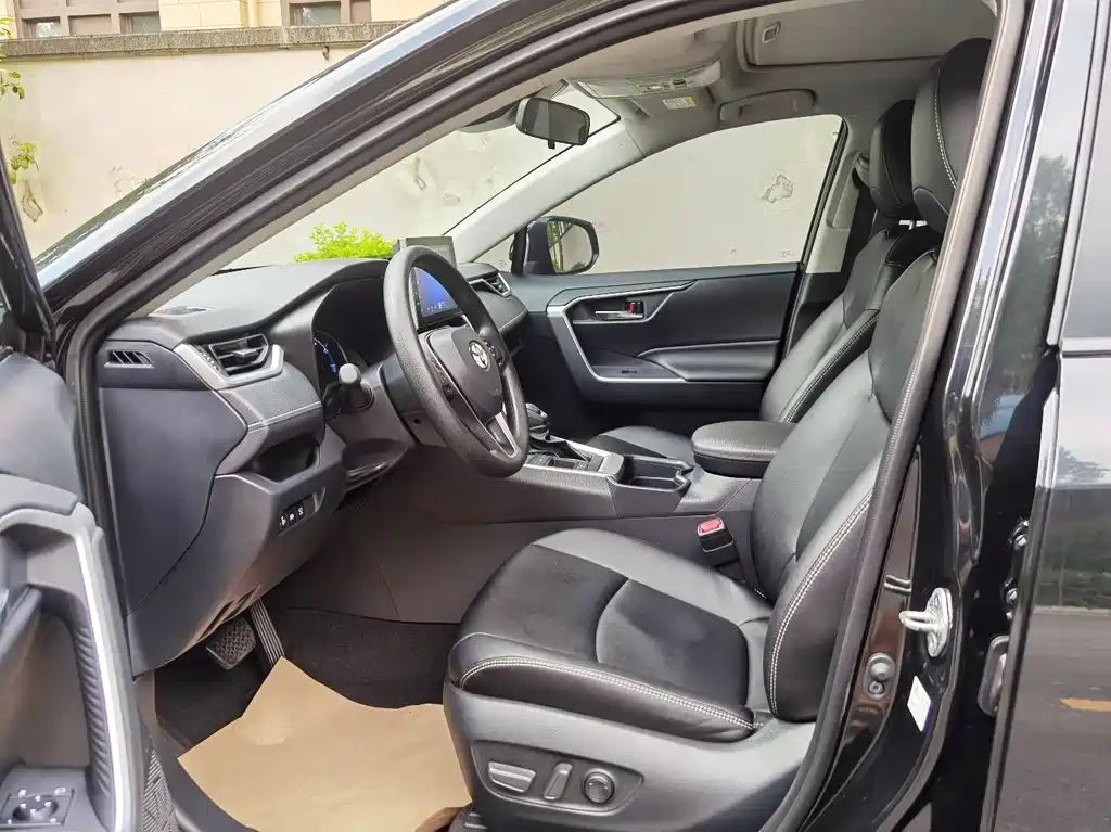 TOYOTA RAV4 RONGFANG 2023
